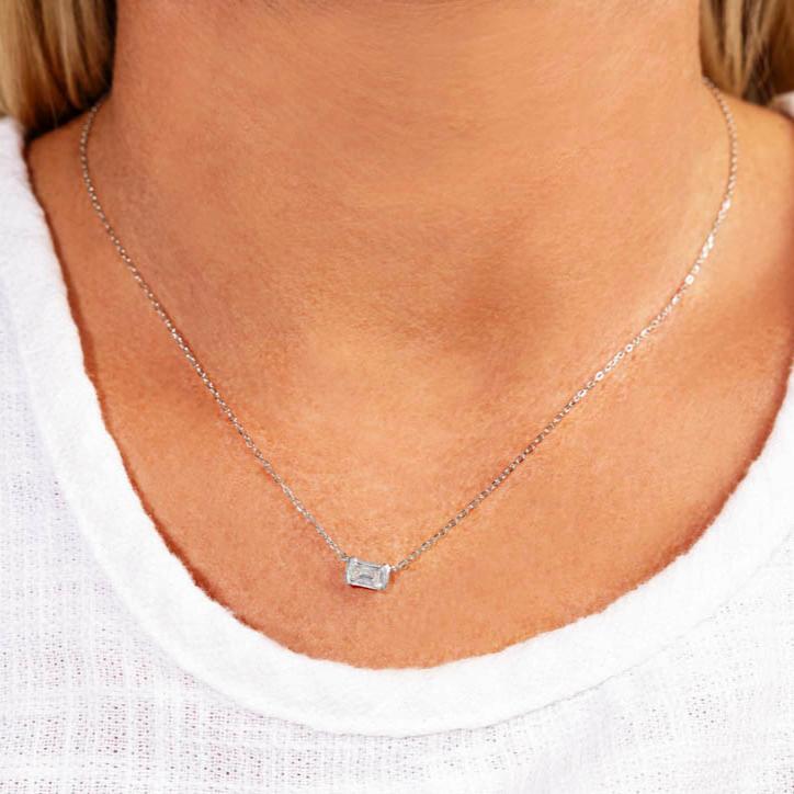 Jessica Pendant Necklace