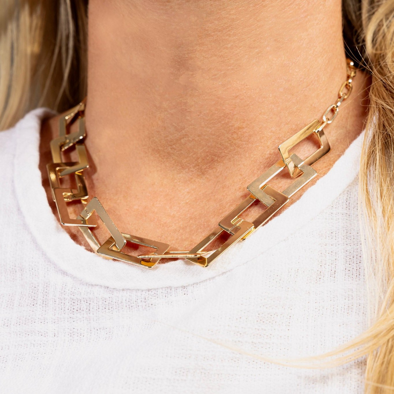 Silvia Chunky Choker