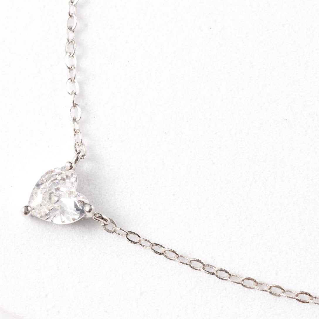 Mila Dainty Heart Pendant Necklace